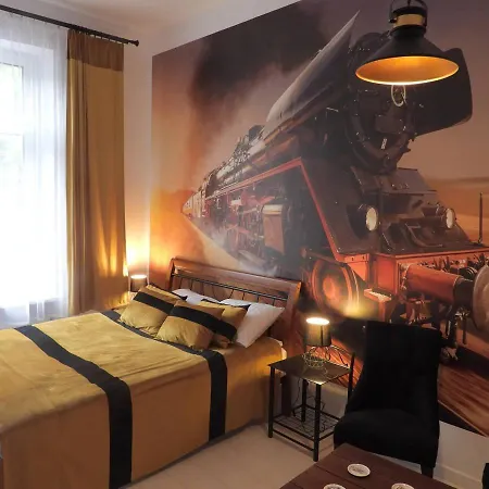 Apartament Na Dworcu Jedlina-Zdroj Exterior foto